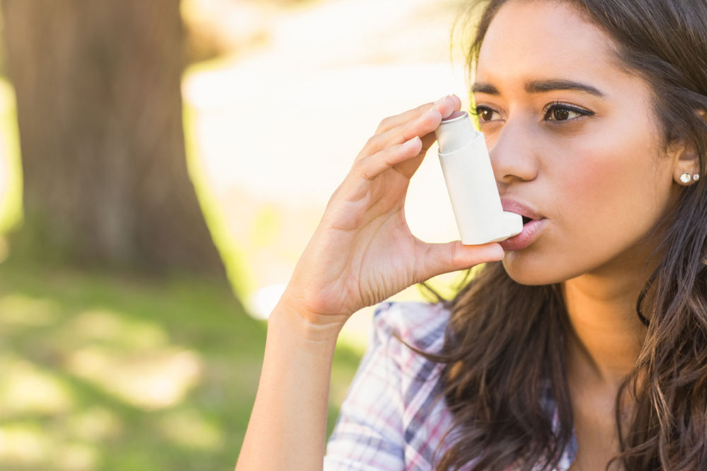 How to Treat Allergies and Asthma Naturally